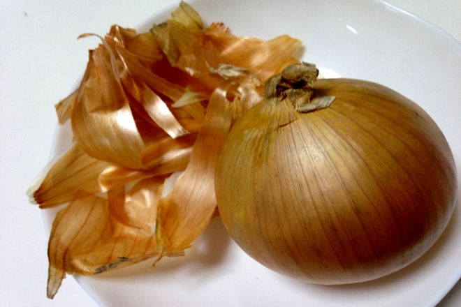 玉ねぎの薄皮煮(材料)